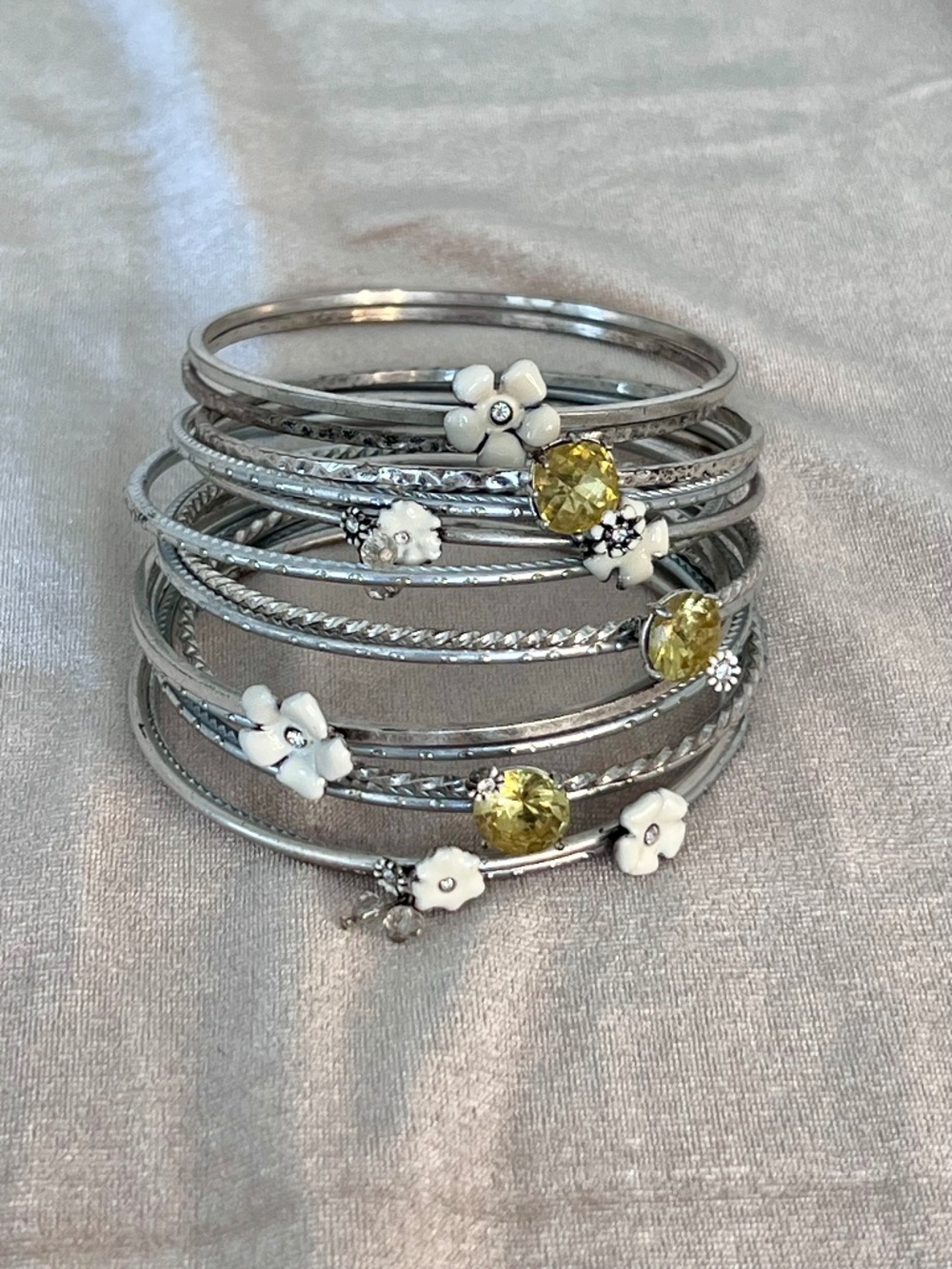 Flower Bangle Set